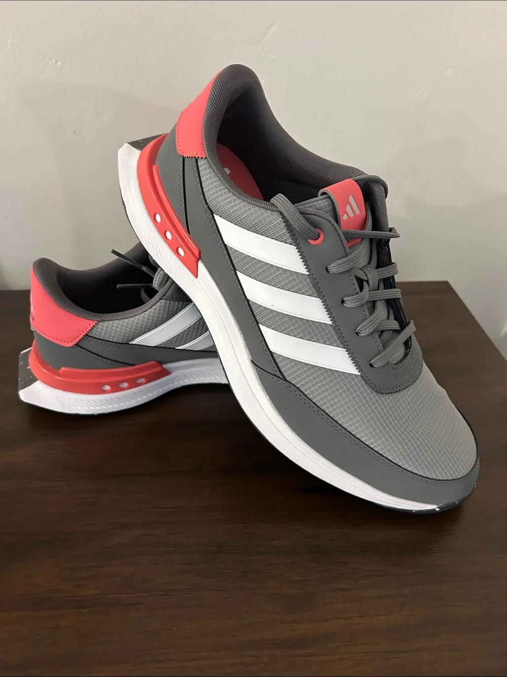 New Adidas Men's S2G 24 Spikeless Golf Shoes  Gray/Coral  (IF0340)  Size 11